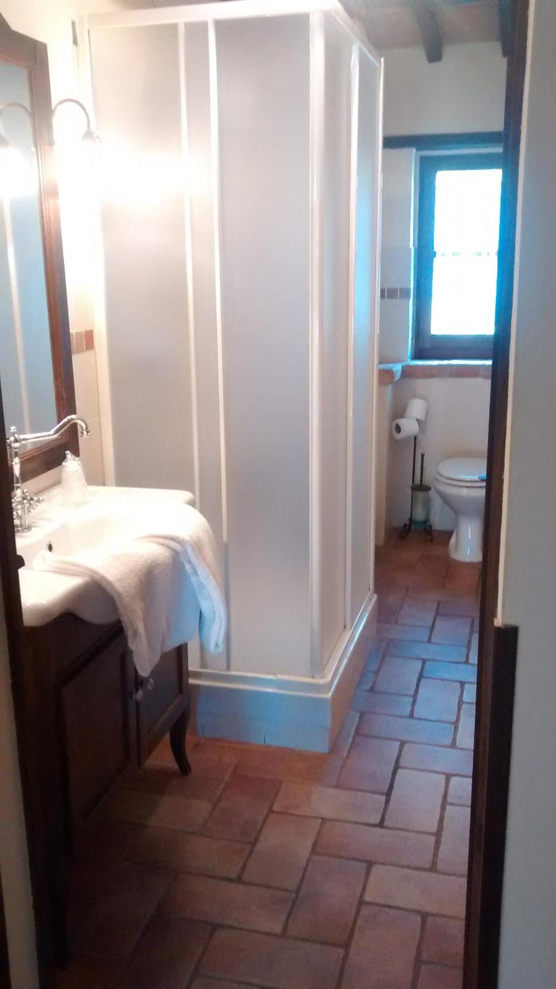 Agriturismo Casale Delle Lucrezie تودي المظهر الخارجي الصورة