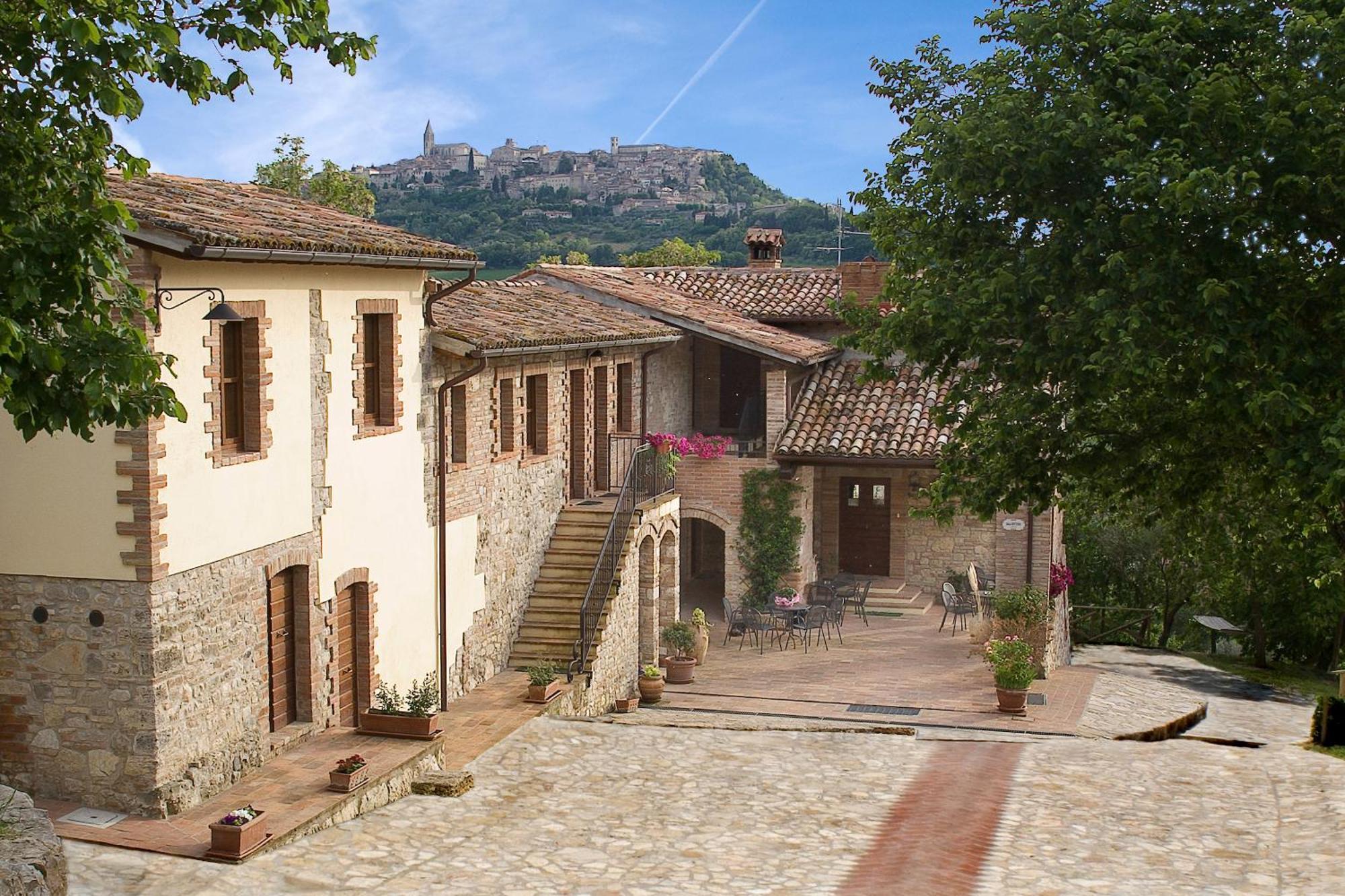 Agriturismo Casale Delle Lucrezie تودي المظهر الخارجي الصورة